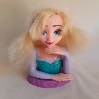 Tête à coiffer "Reine des neiges" DISNEY - Dès 3 ans | Jeu Change - Recyclerie Drumettaz